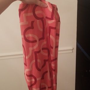 LulaRoe TC heart leggings